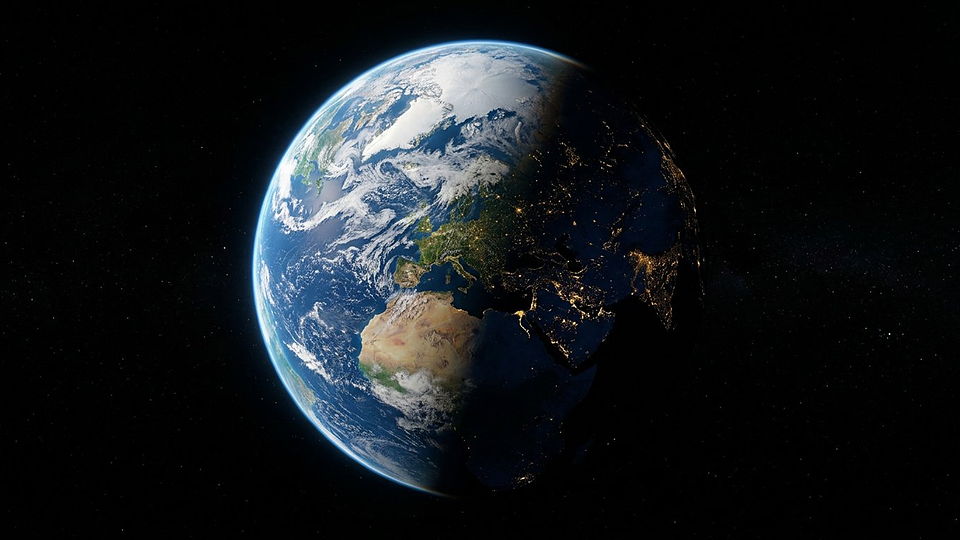Illustration photoréaliste en lien avec la fiche « L'inclinaison moyenne de l'axe terrestre est d'environ 23,3°, avec des variations de ± 1,3°. » : Terre vue de l'espace, axe incliné sans anneau.